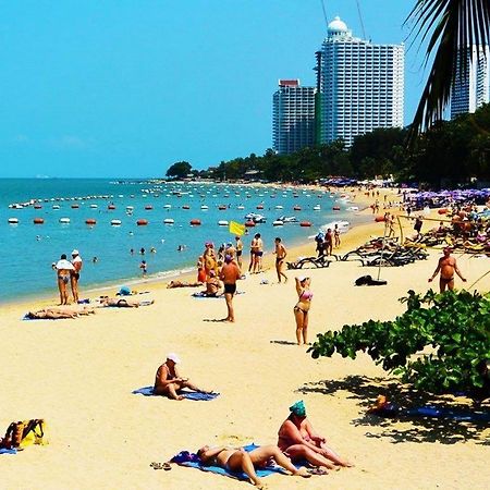 Punyapha Place Pattaya Eksteriør bilde