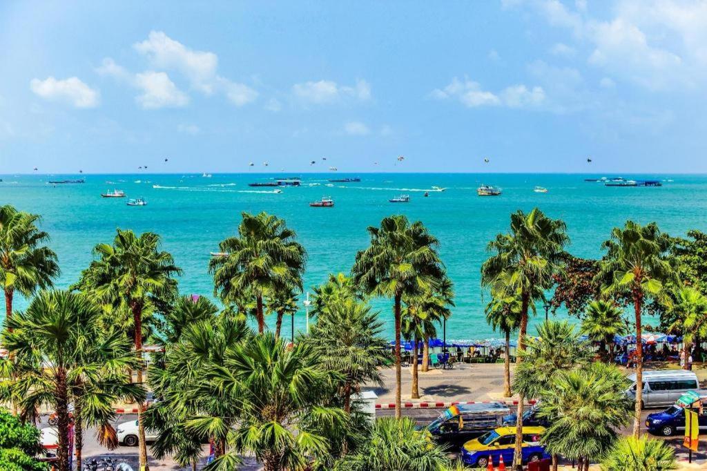 Punyapha Place Pattaya Eksteriør bilde
