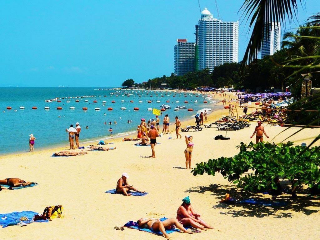 Punyapha Place Pattaya Eksteriør bilde